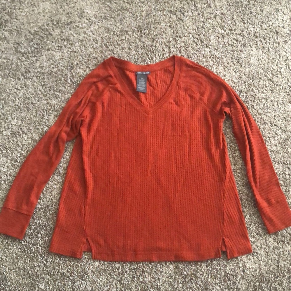 Chelsea & Theodore burnt orange sweater medium